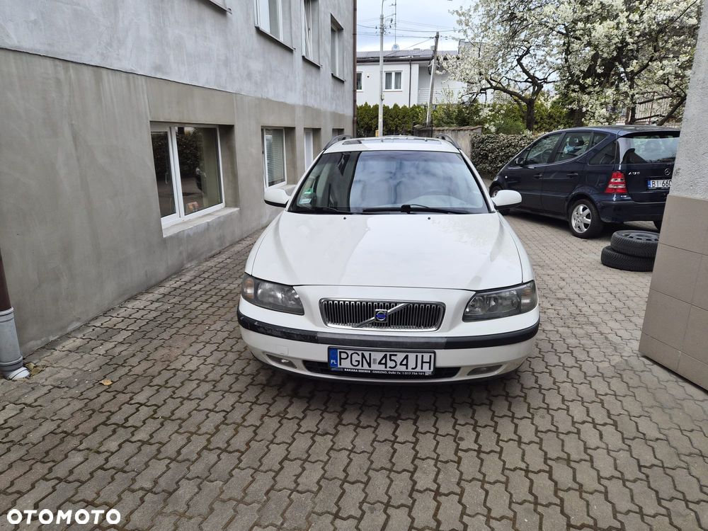 Volvo V70 - 1