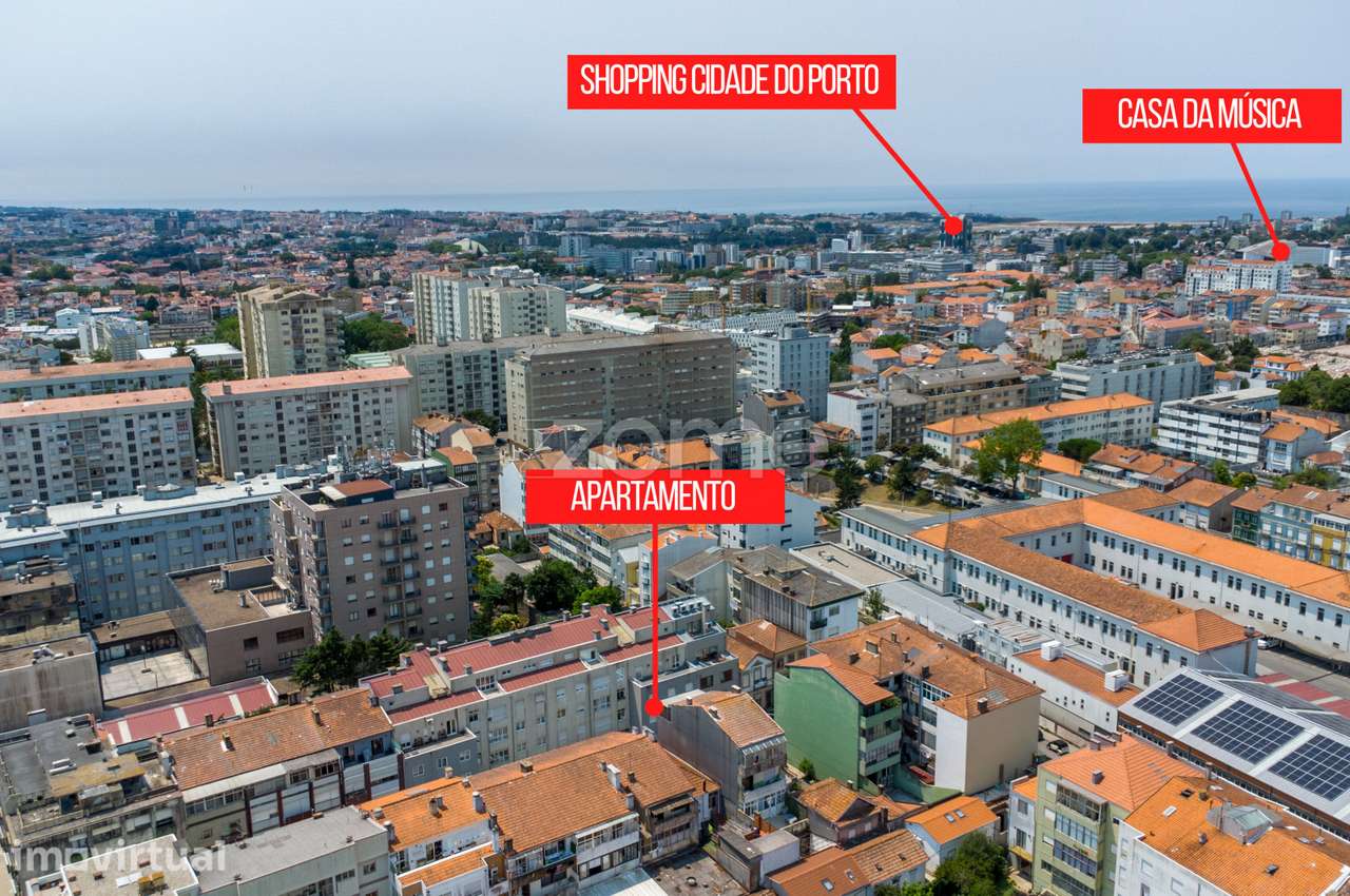 Apartamento T3 com garagem fechada e aquecimento central - Cedofeita - Grande imagem: 2/44