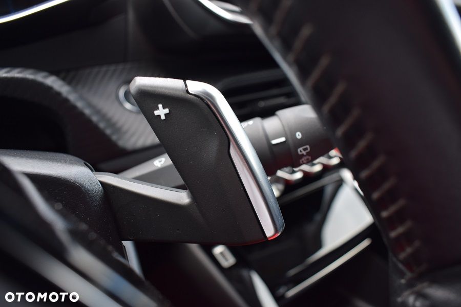Peugeot 2008 PureTech 130 Stop&Start EAT6 Allure - 25