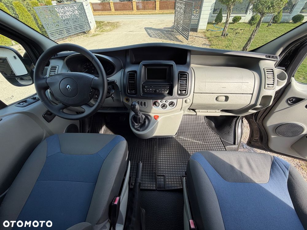 Renault Trafic - 8