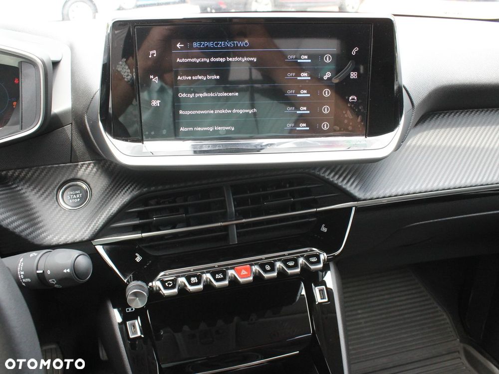 Peugeot 208 1.2 PureTech Allure Pack S&S - 18