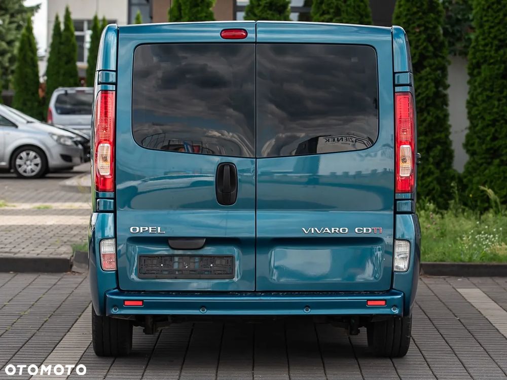 Opel Vivaro - 8