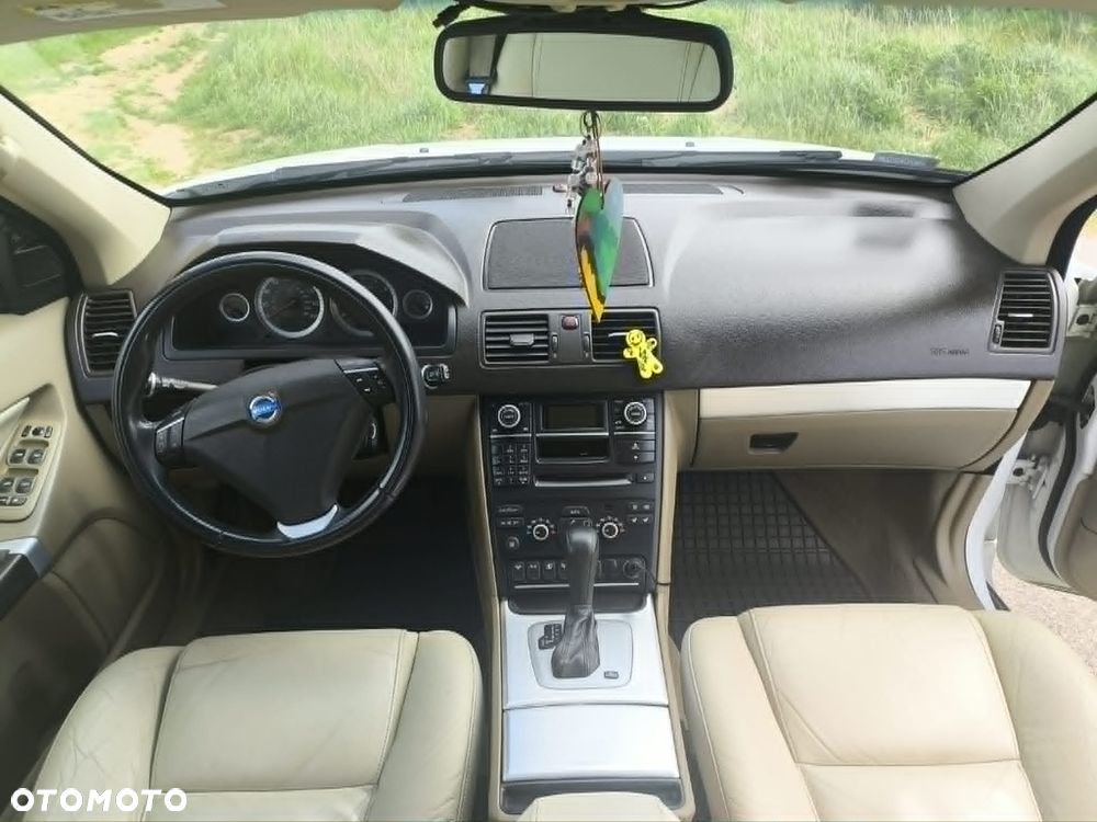 Volvo XC 90 3.2 Executive - 6