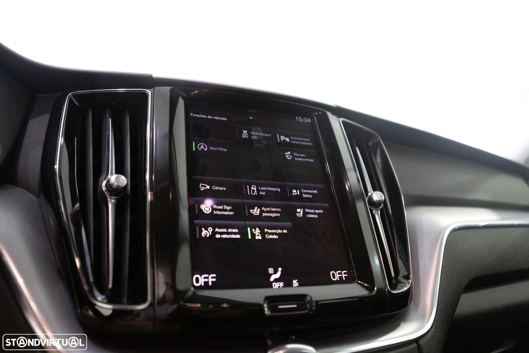 Volvo XC 60 B4 D AWD Geartronic Momentum - 43