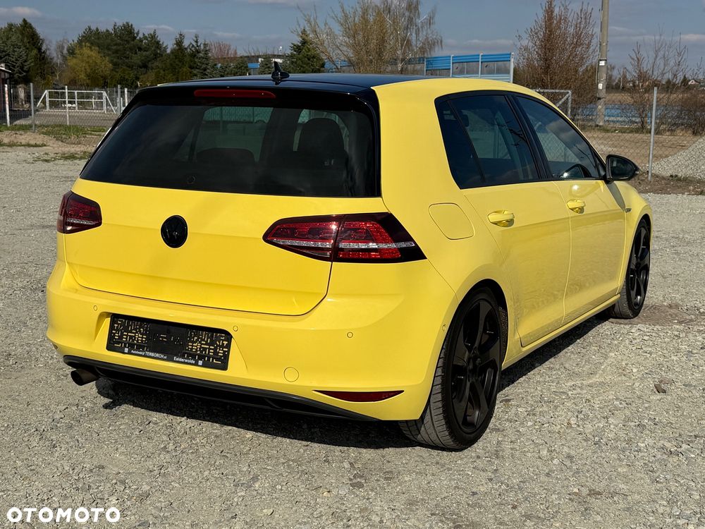 Volkswagen Golf 1.6 TDI DPF Style - 10