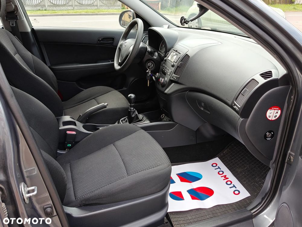 Hyundai i30 i30cw 1.6 CRDi Edition Plus - 19