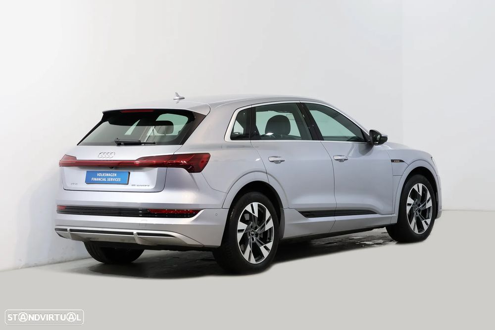 Audi e-tron 55 quattro S line - 2