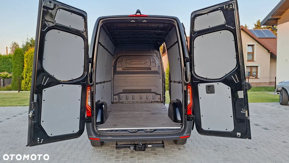 Mercedes-Benz Sprinter - 31