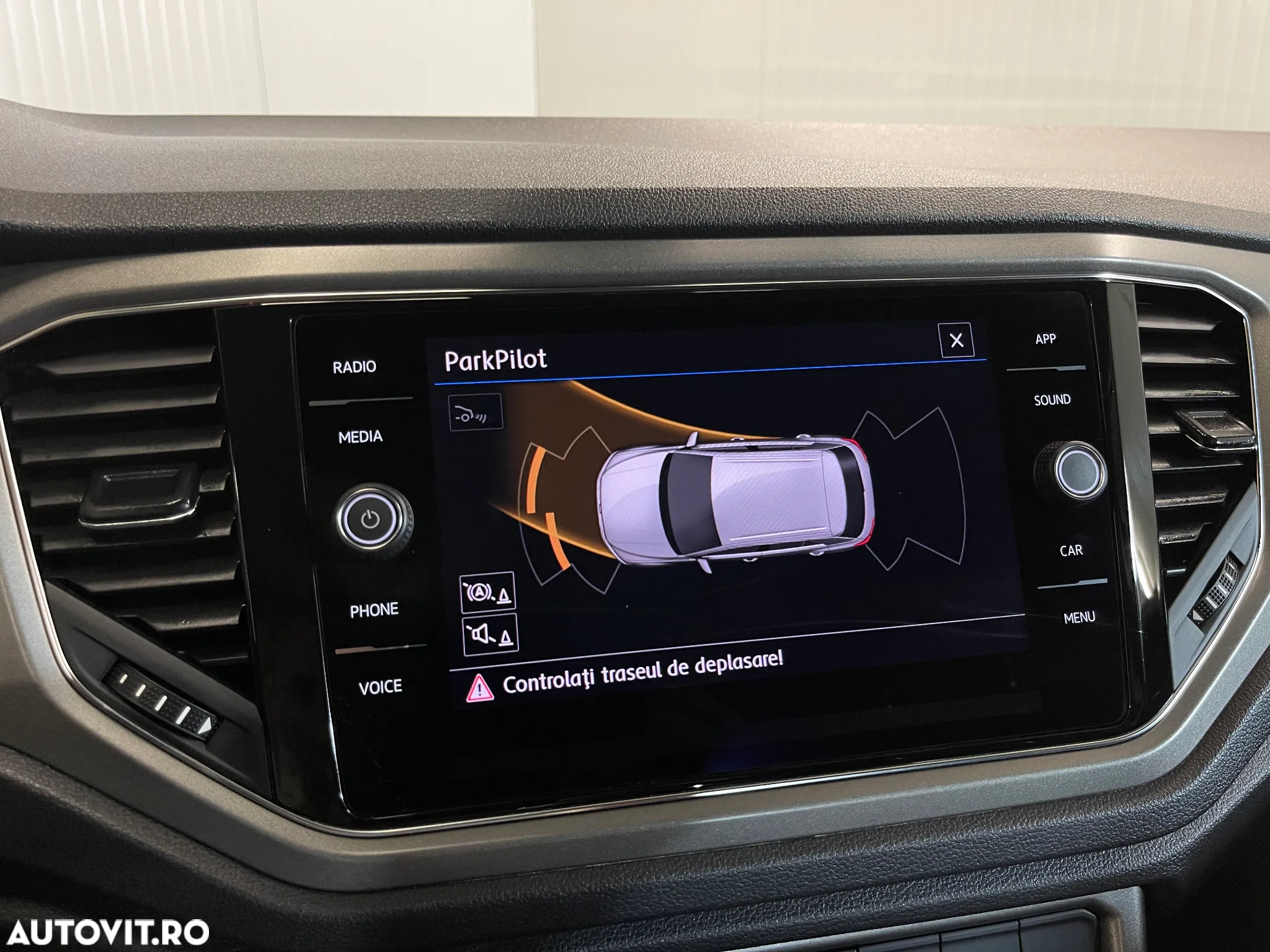 Volkswagen T-ROC 1.0 TSI Design - 14