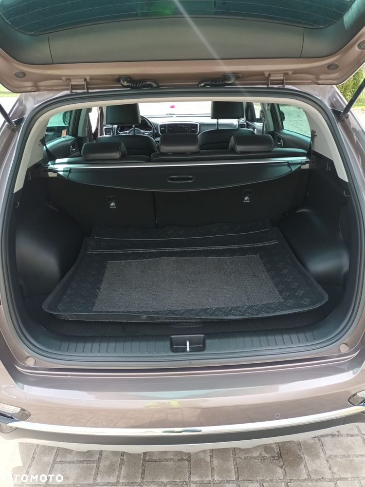 Kia Sportage 1.6 T-GDI L Business Line Plus 4WD DCT - 12