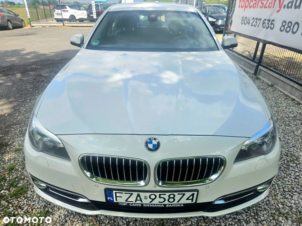 BMW Seria 5 520d Luxury Line - 9