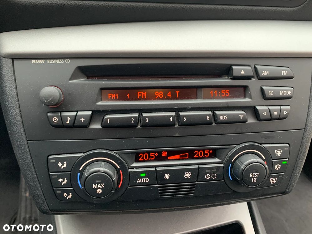 BMW Seria 1 116i - 13