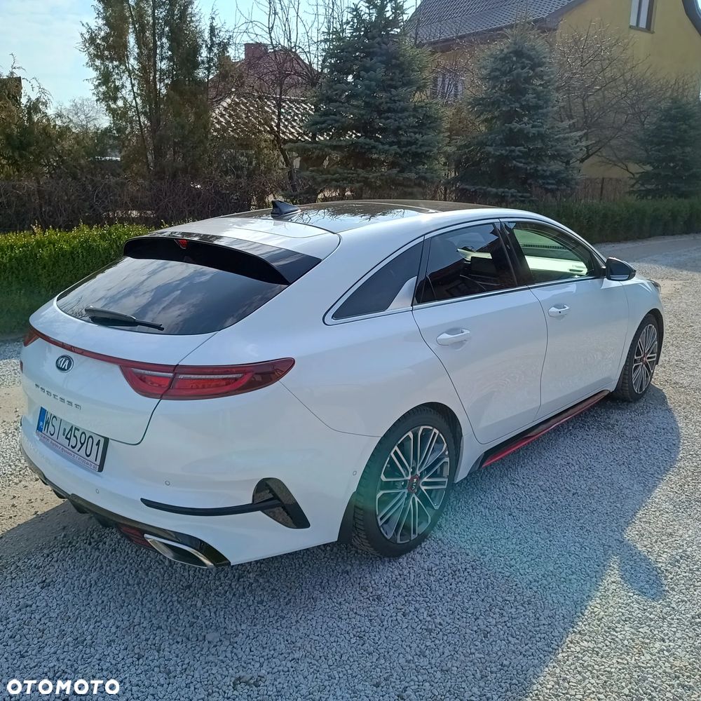Kia ProCeed - 6