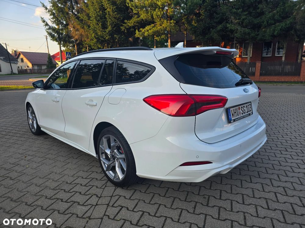 Ford Focus 2.0 EcoBlue ST - 12