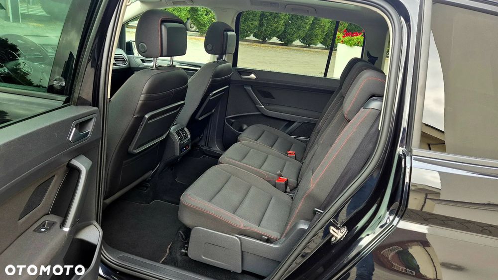 Volkswagen Touran 2.0 TDI SCR (BlueMotion Technology) SOUND - 17