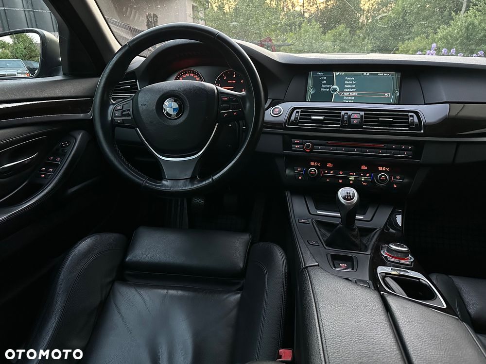 BMW Seria 5 - 12