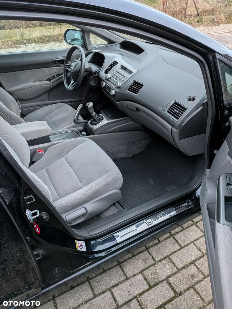 Honda Civic 1.8 Comfort - 7