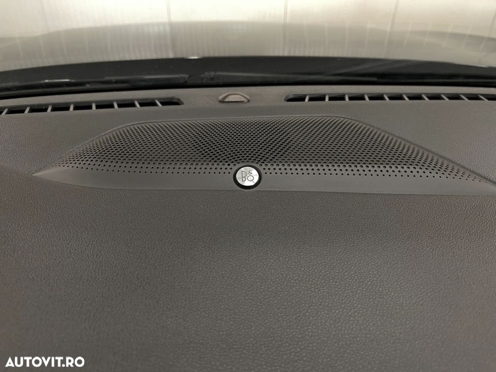 Ford Kuga 2.5 Duratec PHEV ST-LINE - 30