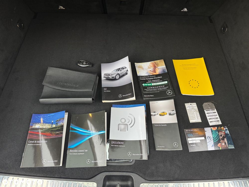 Mercedes-Benz GLC 250 d 4Matic 9G-TRONIC - 25