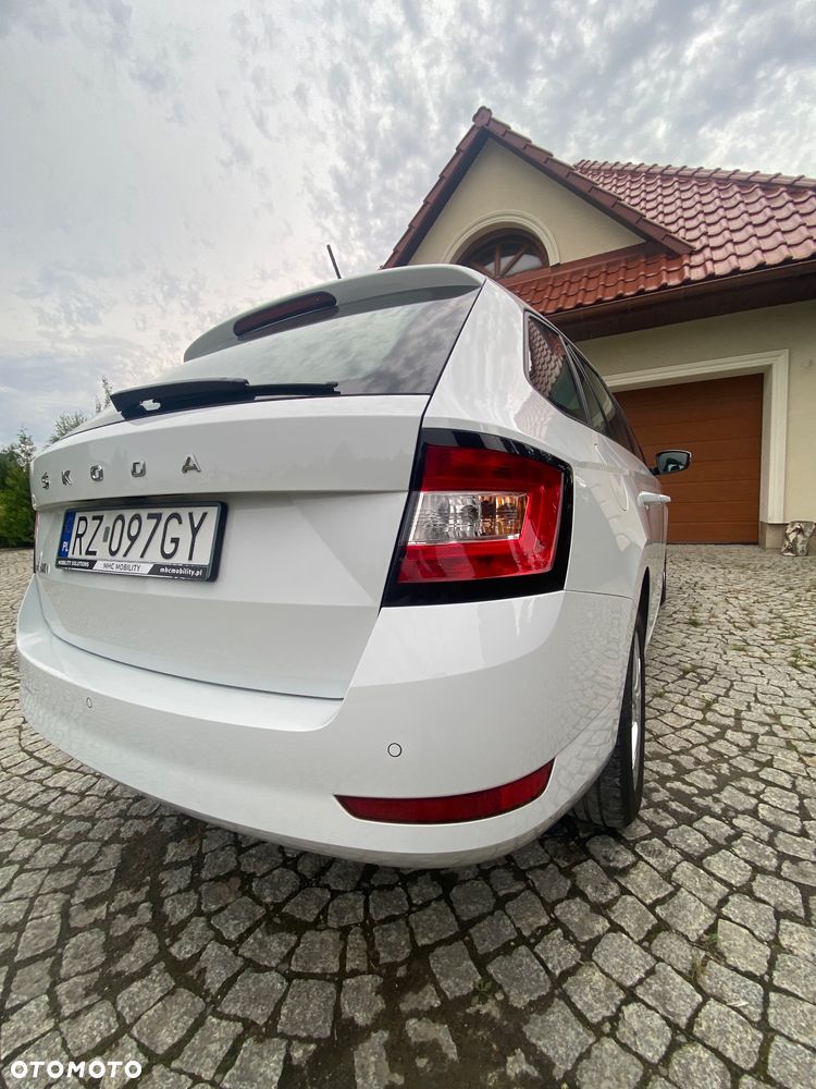 Skoda Fabia 1.0 TSI Ambition Plus - 6