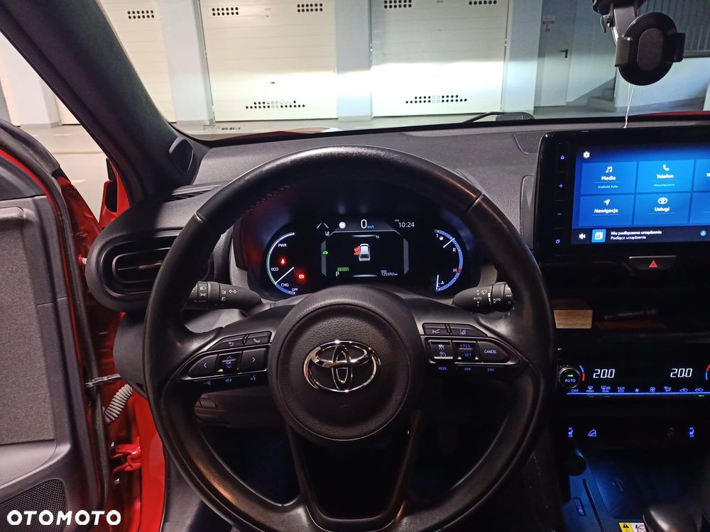 Toyota Yaris Cross - 18