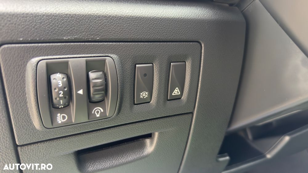 Renault Laguna dCi 150 FAP Bose - 15