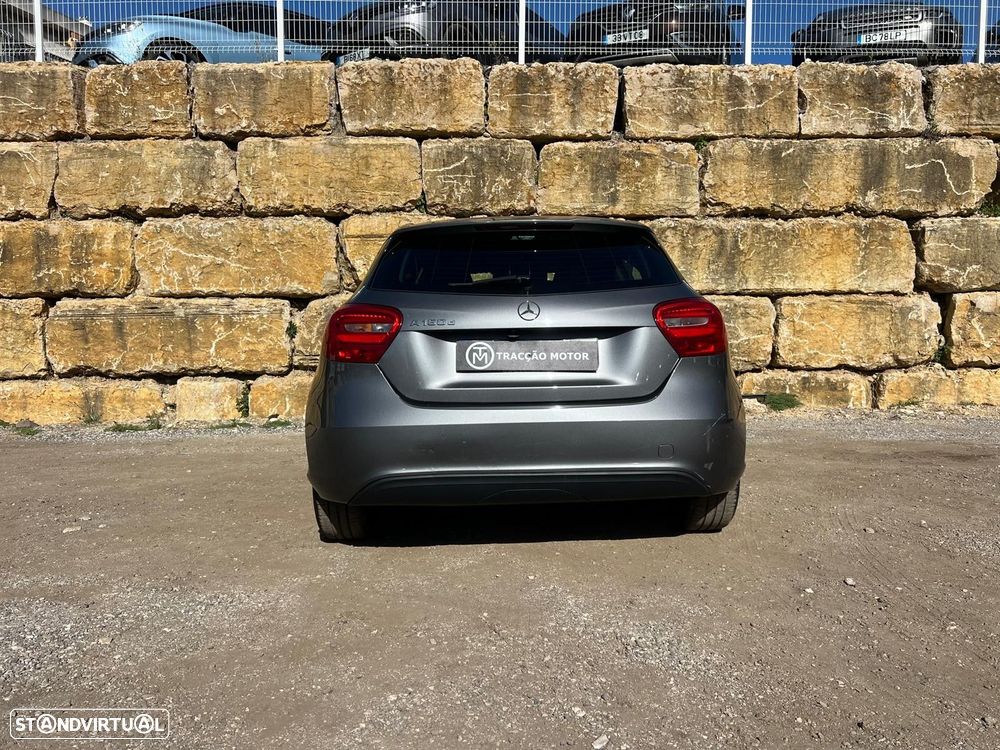 Mercedes-Benz A 160 d Urban - 15