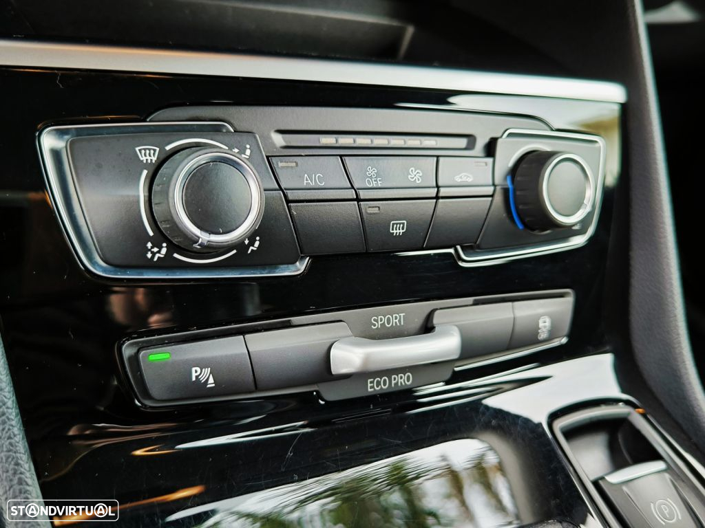 BMW 216 Active Tourer d Corporate Edition - 44