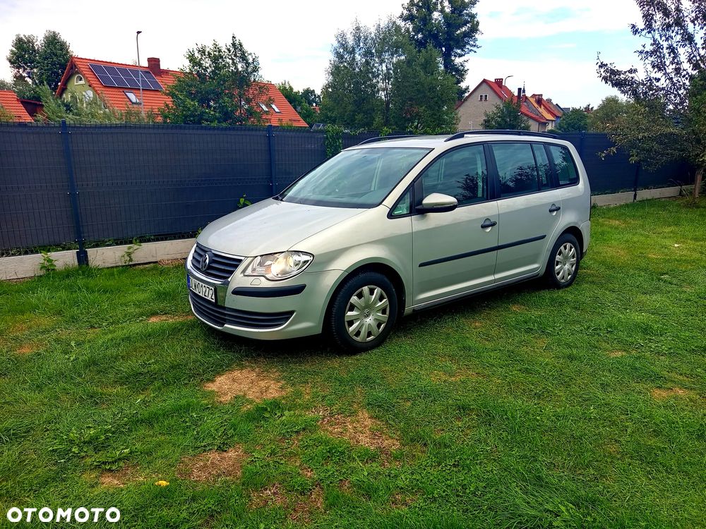 Volkswagen Touran 1.9 TDI DPF Blue Motion Conceptline - 8