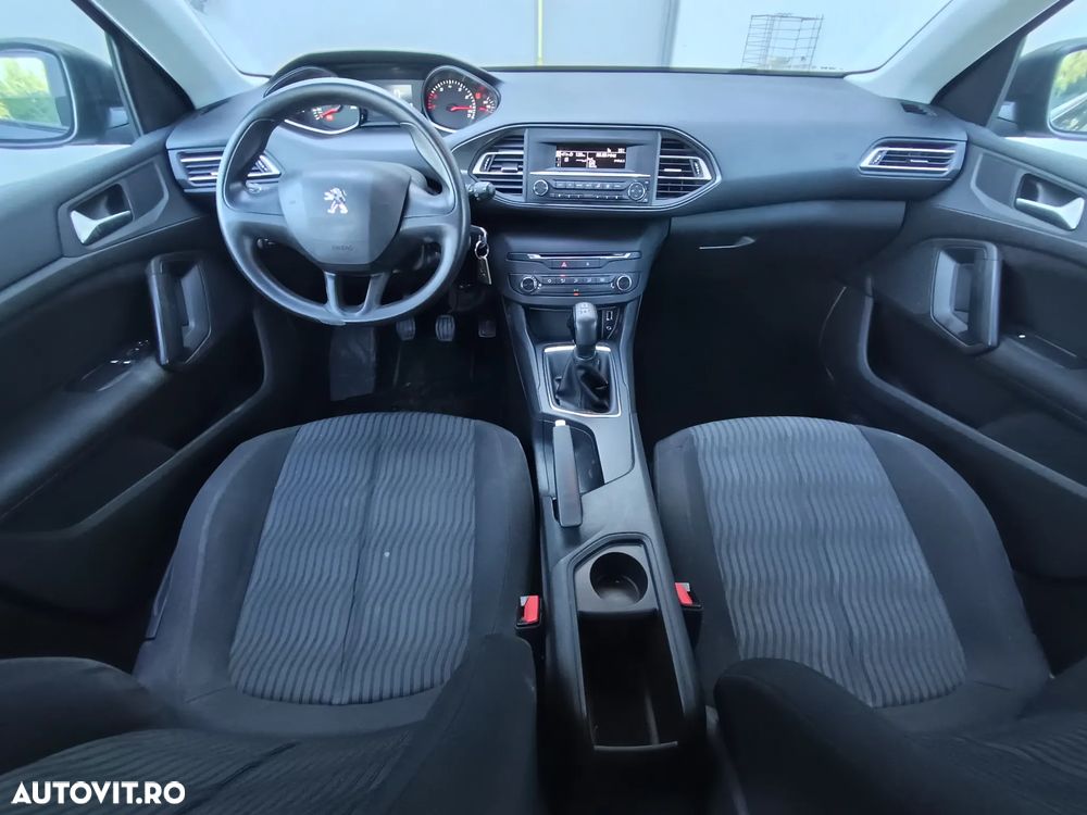 Peugeot 308 - 7