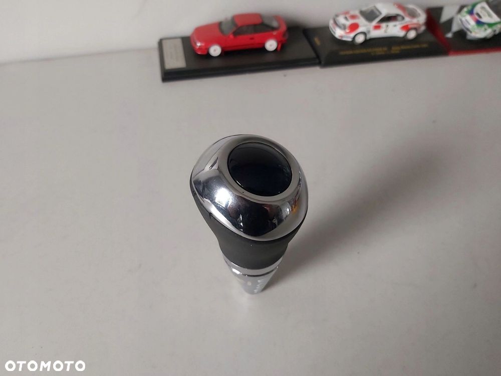 Toyota AYGO II gałka zmiany biegów manual chrom Automat - 1
