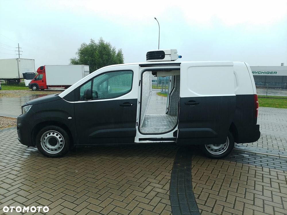 Peugeot Partner Berlingo Combo Doblo L2 Izoterma Chłodnia Mroźnia do lodów minus 20 stopni 220V grzanie 3 osoby - 26