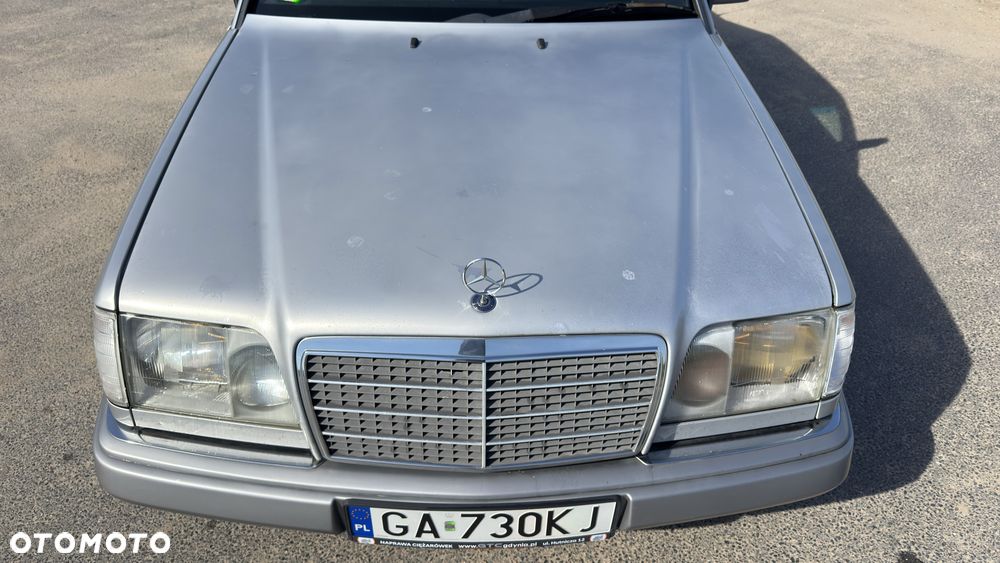 Mercedes-Benz Klasa E - 17