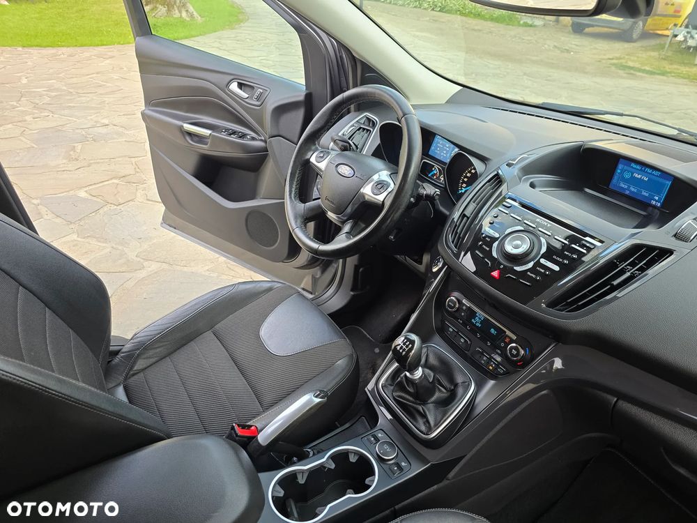 Ford Kuga 2.0 TDCi FWD Titanium - 17