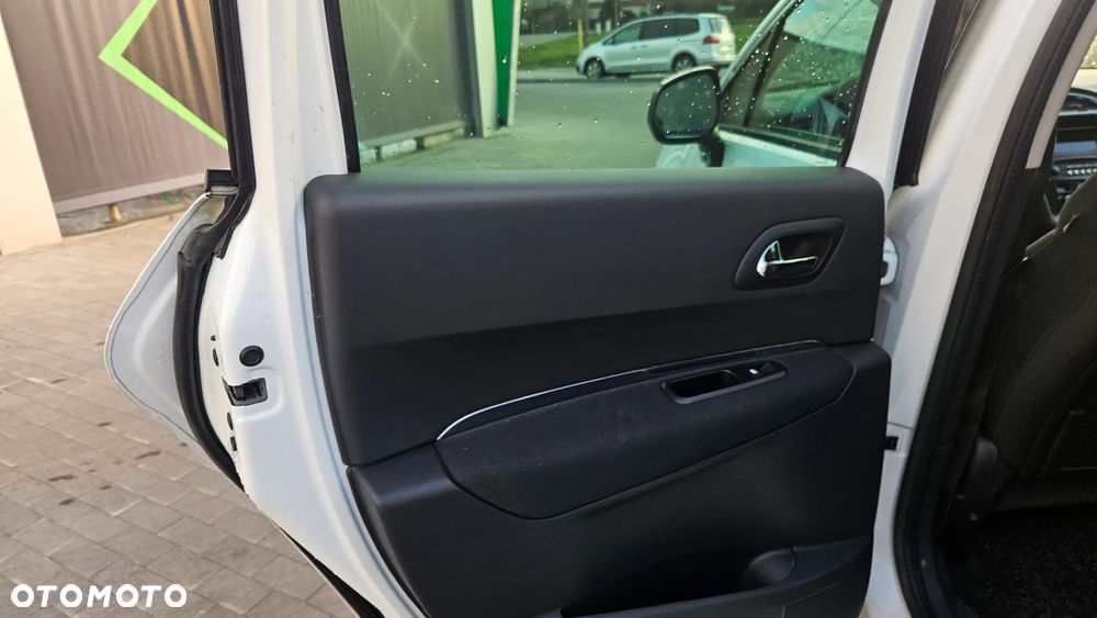Peugeot 3008 155 THP Active - 39