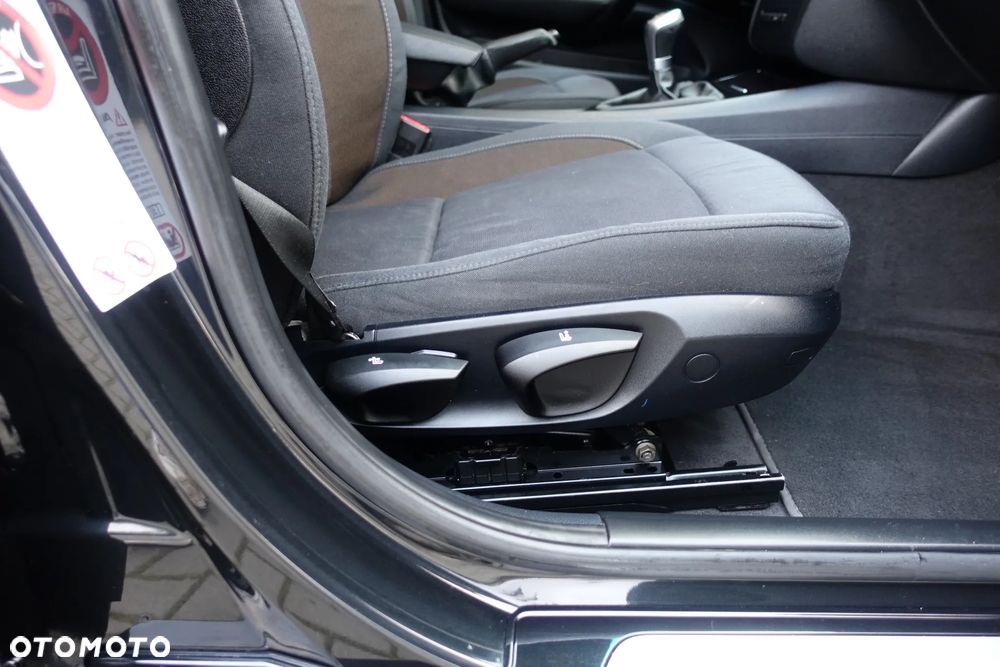 BMW Seria 1 116d - 11