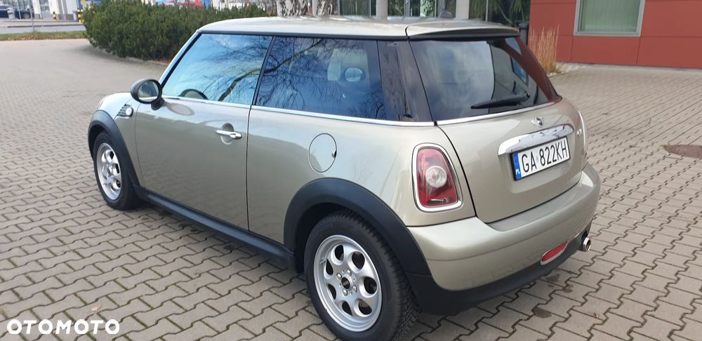 MINI ONE - 16