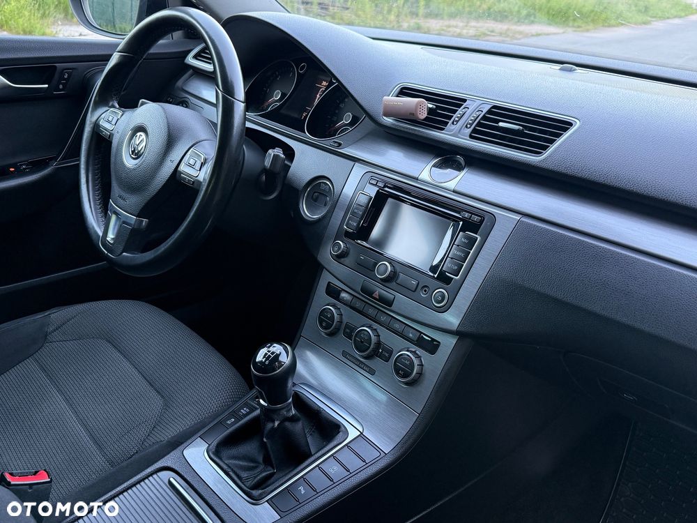 Volkswagen Passat 2.0 TDI Comfortline CityLine - 14