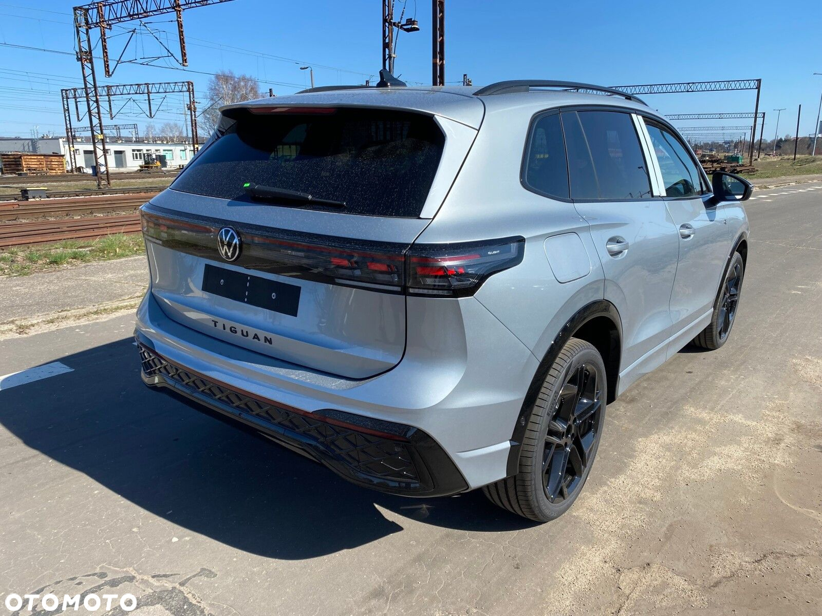 Volkswagen Tiguan - 4