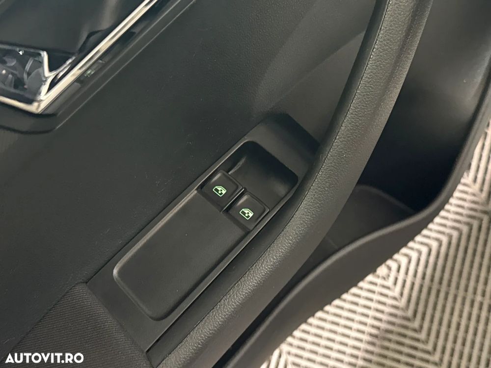 Skoda Fabia - 14