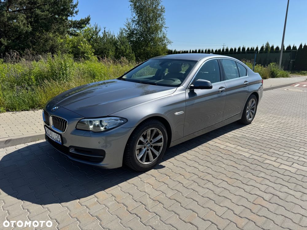 BMW Seria 5 520d xDrive - 1