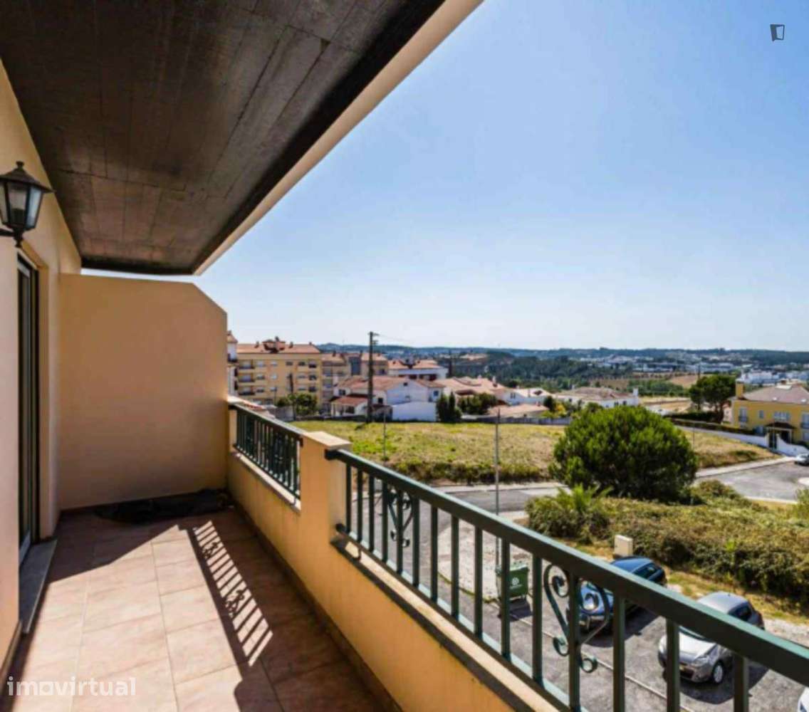 Quarto - localizado em Leiria - Grande imagem: 4/4