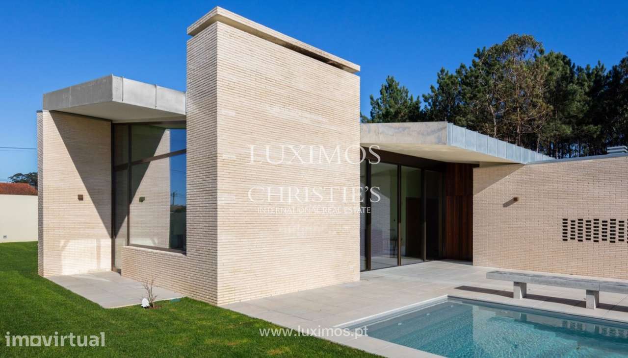 Moradia contemporânea com piscina e jardim à venda em Esposende - Grande imagem: 3/25