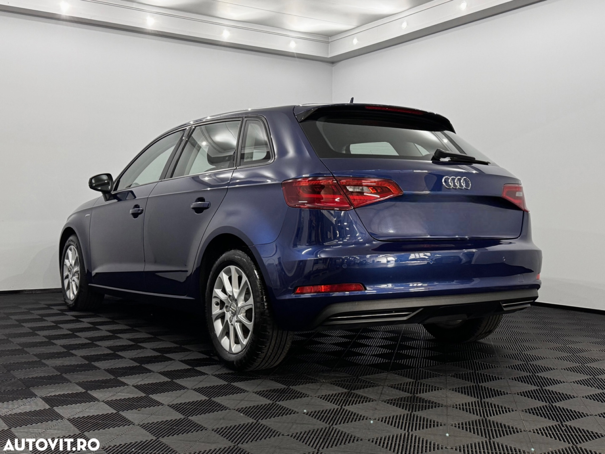 Audi A3 1.4 TFSI Sportback S tronic Ambition - 2