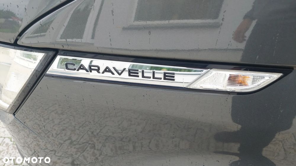 Volkswagen Caravelle - 11