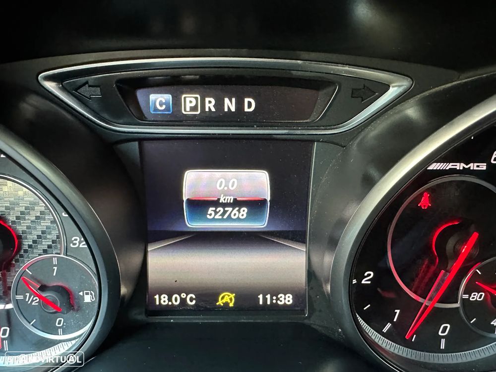Mercedes-Benz A 45 AMG 4Matic Speedshift 7G-DCT - 49