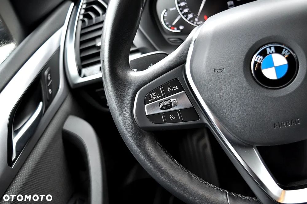 BMW X3 sDrive18d Business Edition - 22