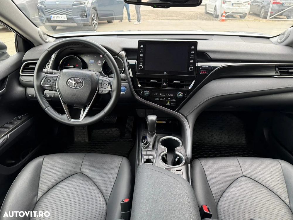 Toyota Camry 2.5 Exclusive - 20