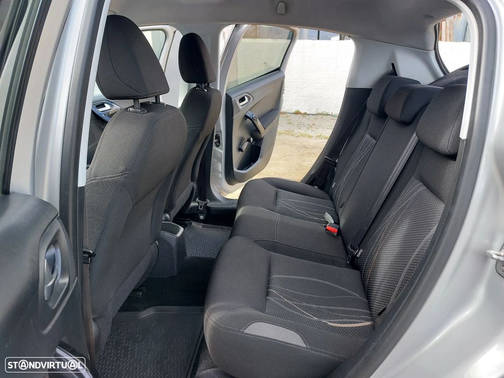 Peugeot 208 1.4 HDi Active - 13