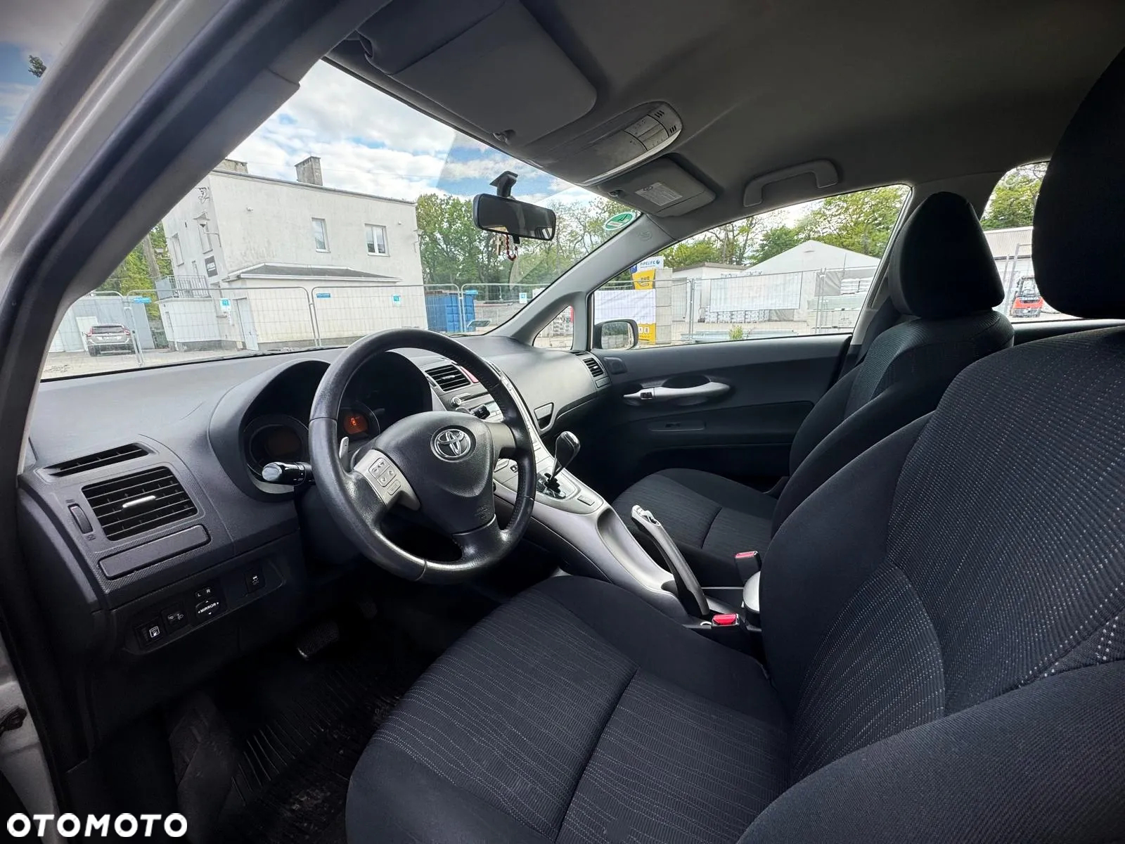 Toyota Auris 1.6 VVT-i Sol MM - 6